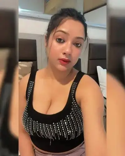 Call Girls Service Raikal